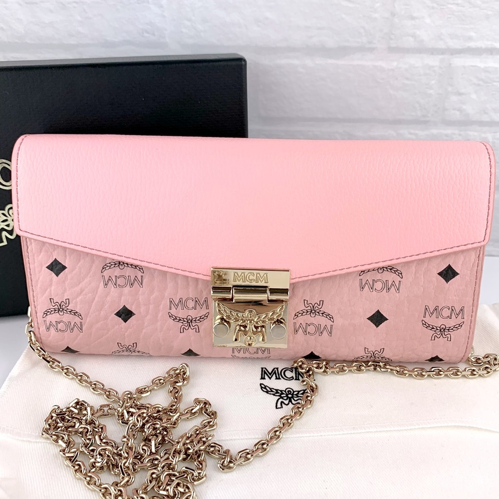 NEW! MCM Visetos Pink Diamond Pattern Tracy Wallet Chain Crossbody Bag $550 - Picture 2 of 16